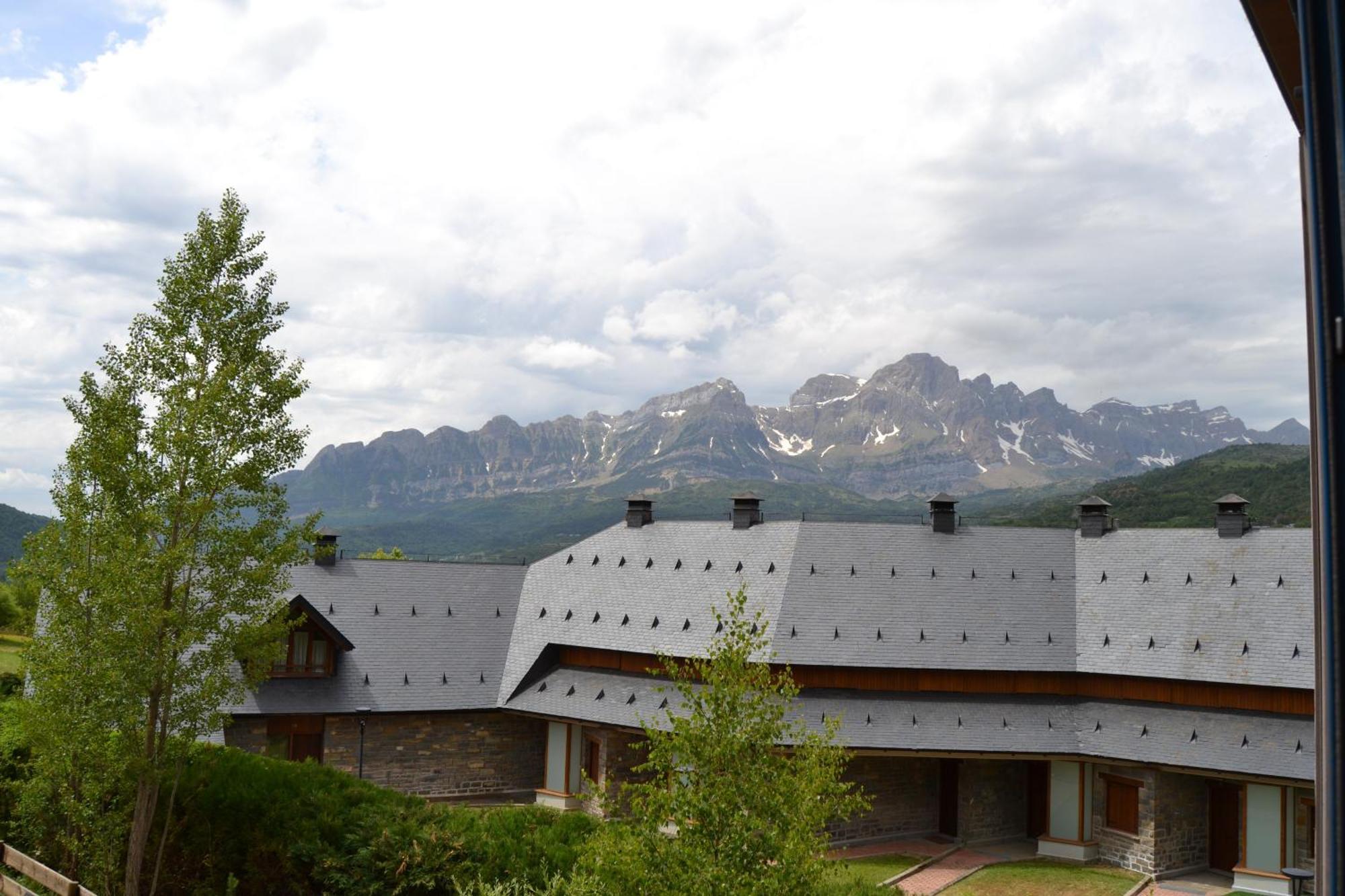 Ventanal De Saras Petfriendly Garaje Trastero Y Chimenea - Arafita Apartamentos Пантикоса Экстерьер фото